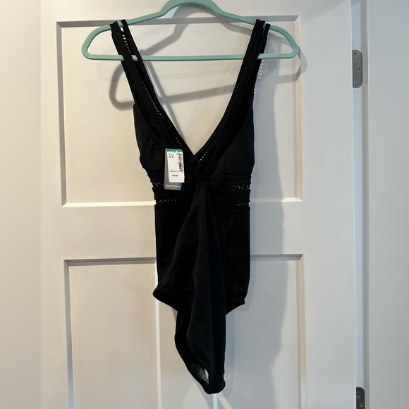 Simons Once piece swimsuit - Picture 4 of 5